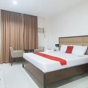 Hotel Reddoorz Near Foundation, Angeles
